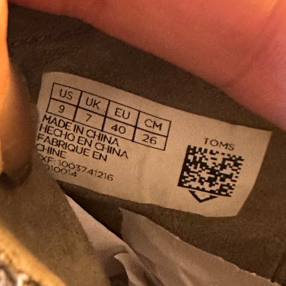 Used TOMS Majorca Peep Toe in Desert Taupe Suede/Perforated Leaf size 9 - Picture 5 of 5